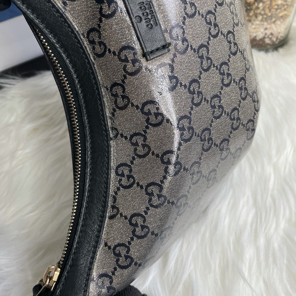 Gucci Crystal coated Monogram crossbody bag - Picture 13 of 16